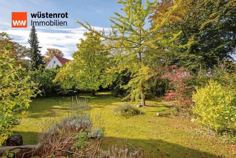 Immobilienangebot - Berlin / Dahlem - Alle - Familien-Idylle mit Turmzimmer auf sehr ruhig gelegenem Traumgrundstück in Dahlem