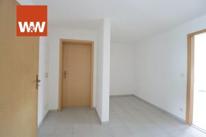 Immobilienangebot - Döbeln - Alle - Charmante DG-Wohnung in guter Lage von Döbeln
