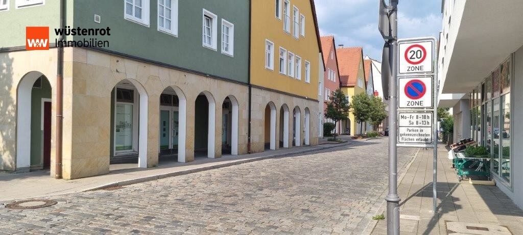 Immobilienangebot - Hersbruck - Alle - Ladenfläche mit 623 m² + 192 m² Lagerflächen
und 19 TG-Stellplätzen, in City Lage, zu verkaufen