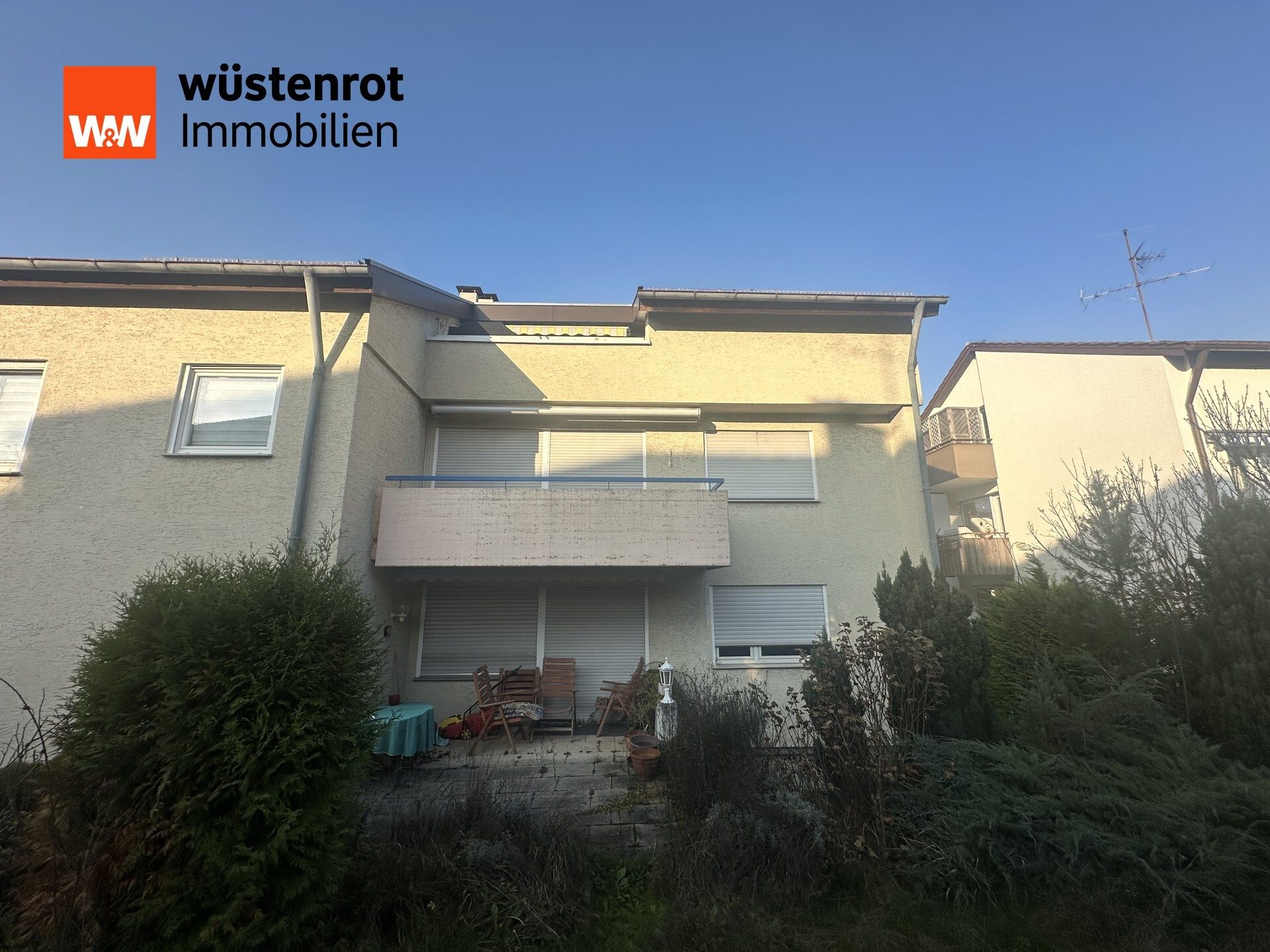 Immobilienangebot - Stuttgart / Weilimdorf - Alle - Schöne 3,5-Zimmerwohnung mit Balkon, Garage und Stellplatz in begehrter Lage von S-Weilimdorf