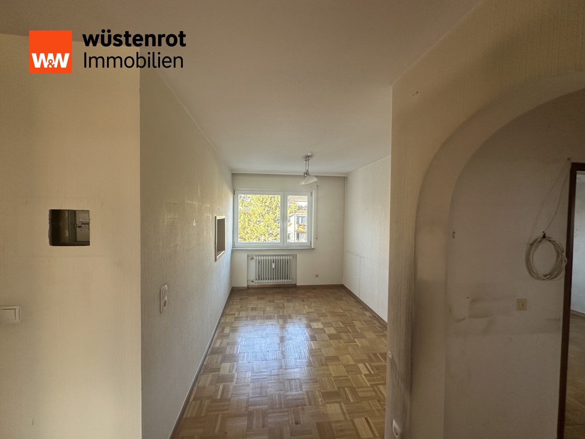 Immobilienangebot - Stuttgart / Weilimdorf - Alle - Schöne 3,5-Zimmerwohnung mit Balkon, Garage und Stellplatz in begehrter Lage von S-Weilimdorf