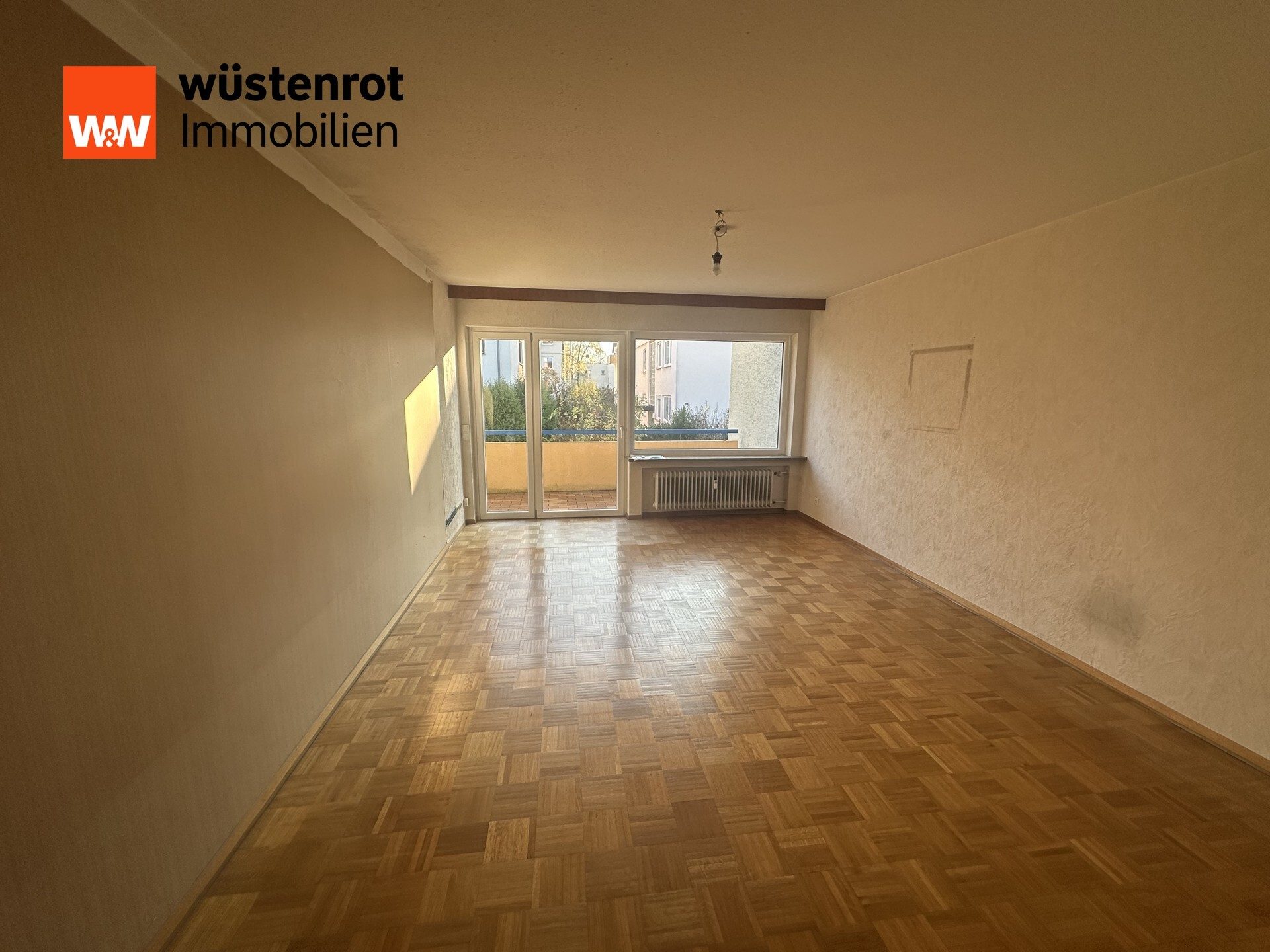 Immobilienangebot - Stuttgart / Weilimdorf - Alle - Schöne 3,5-Zimmerwohnung mit Balkon, Garage und Stellplatz in begehrter Lage von S-Weilimdorf