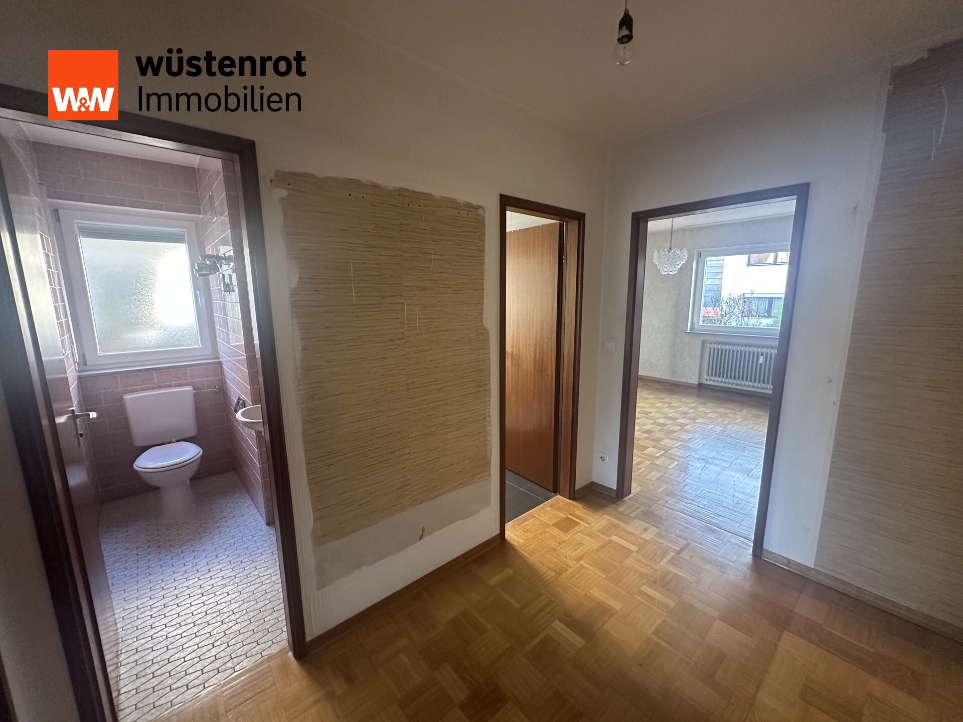 Immobilienangebot - Stuttgart / Weilimdorf - Alle - Schöne 3,5-Zimmerwohnung mit Balkon, Garage und Stellplatz in begehrter Lage von S-Weilimdorf