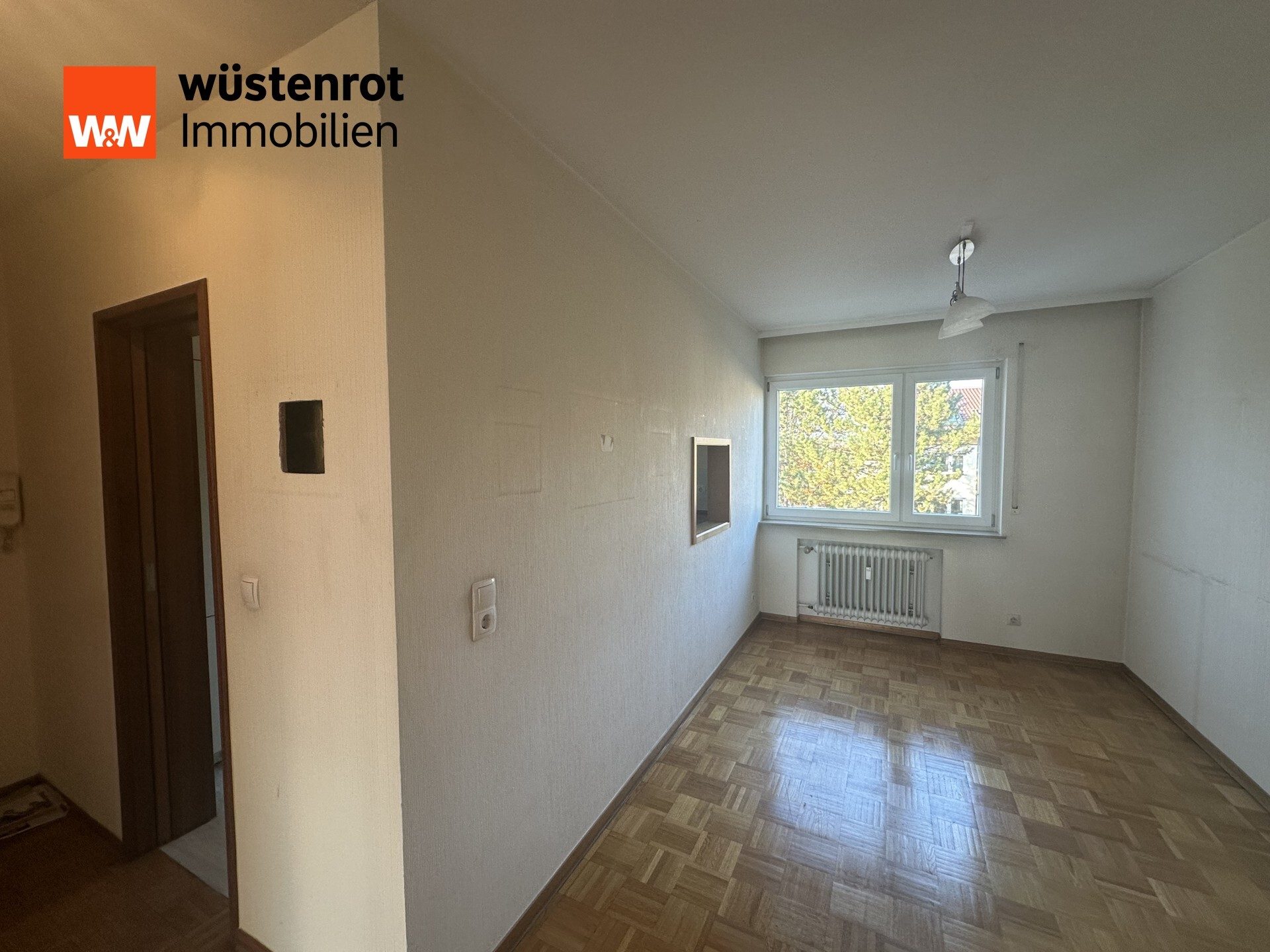 Immobilienangebot - Stuttgart / Weilimdorf - Alle - Schöne 3,5-Zimmerwohnung mit Balkon, Garage und Stellplatz in begehrter Lage von S-Weilimdorf