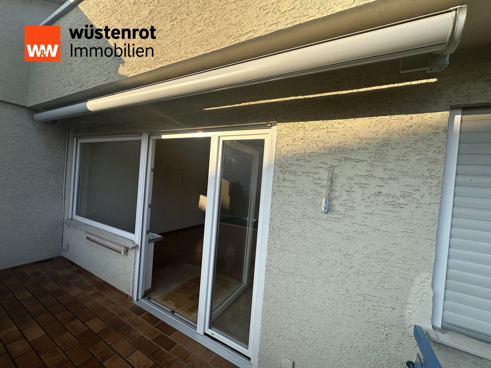 Immobilienangebot - Stuttgart / Weilimdorf - Alle - Schöne 3,5-Zimmerwohnung mit Balkon, Garage und Stellplatz in begehrter Lage von S-Weilimdorf