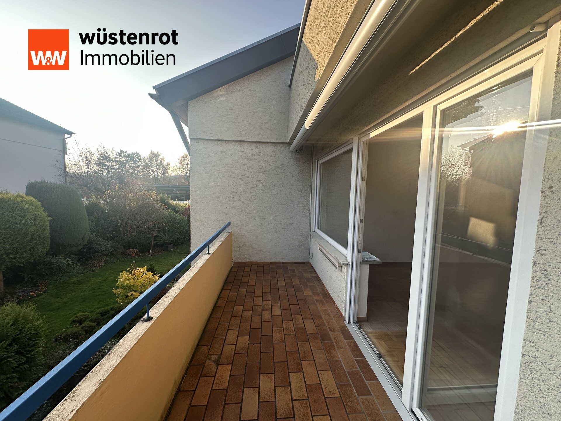 Immobilienangebot - Stuttgart / Weilimdorf - Alle - Schöne 3,5-Zimmerwohnung mit Balkon, Garage und Stellplatz in begehrter Lage von S-Weilimdorf