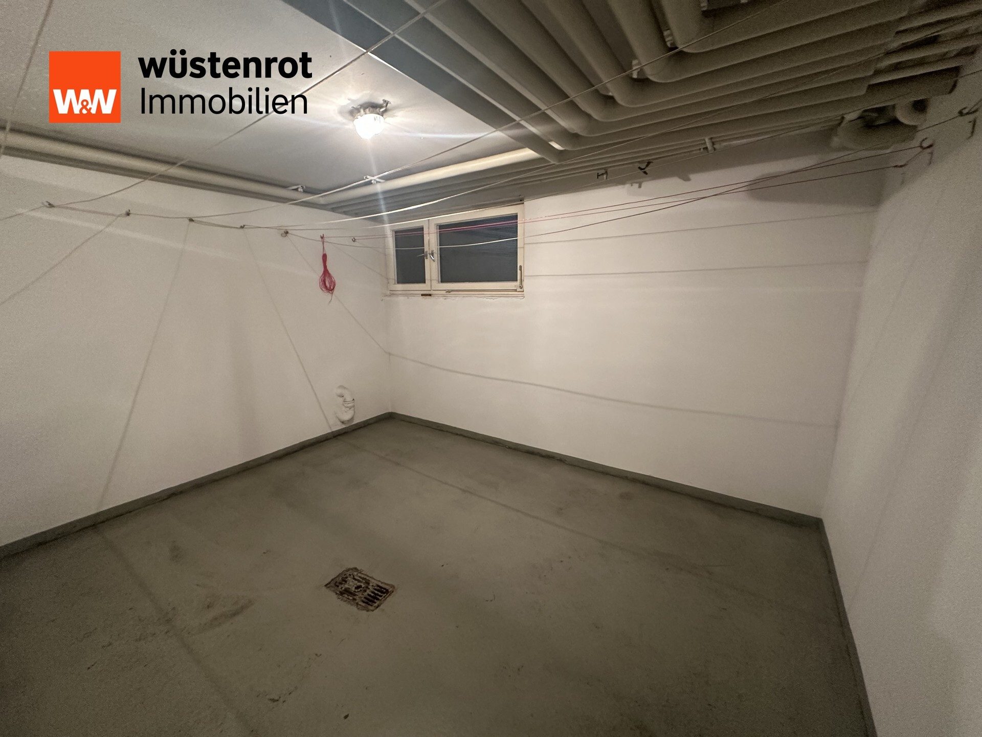 Immobilienangebot - Stuttgart / Weilimdorf - Alle - Schöne 3,5-Zimmerwohnung mit Balkon, Garage und Stellplatz in begehrter Lage von S-Weilimdorf