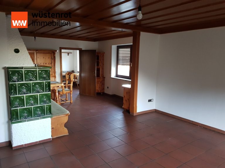 Immobilienangebot - Schwandorf/ Wiefelsdorf - Alle - Gemütliche, rustikale Wohnung in Wiefelsdorf