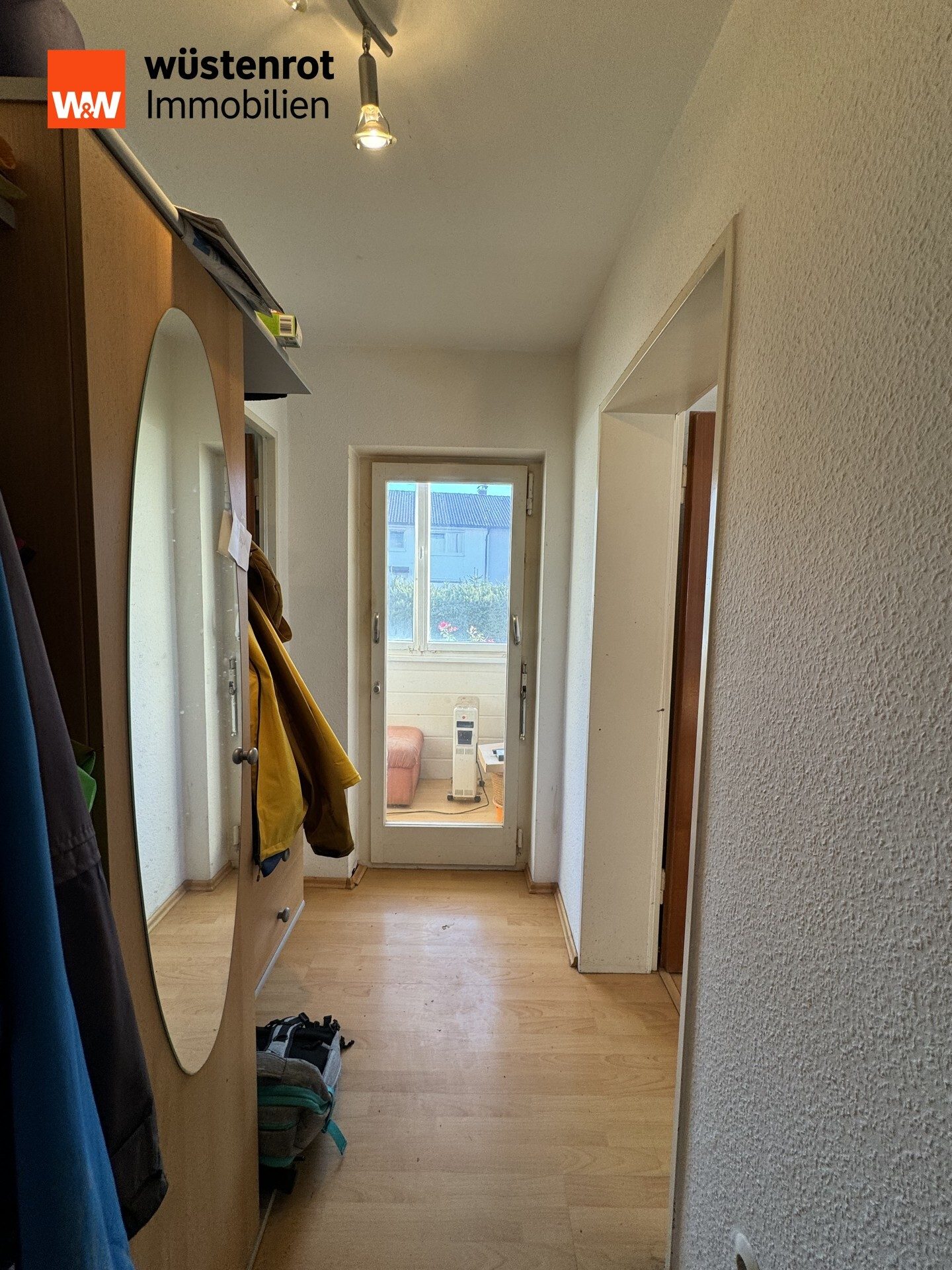 Immobilienangebot - Lindenberg im Allgäu - Alle - Zentrumsnahe 1-Zimmer-Wohnung mit Balkon und kleinem Wintergarten in Lindenberg im Allgäu!