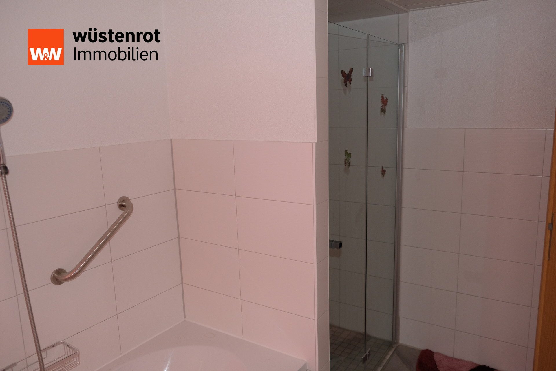 Immobilienangebot - Mülsen / Mülsen Sankt Niclas - Alle - Charmantes Einfamilienhaus mit Nebengebäude im Herzen von Sankt Niclas