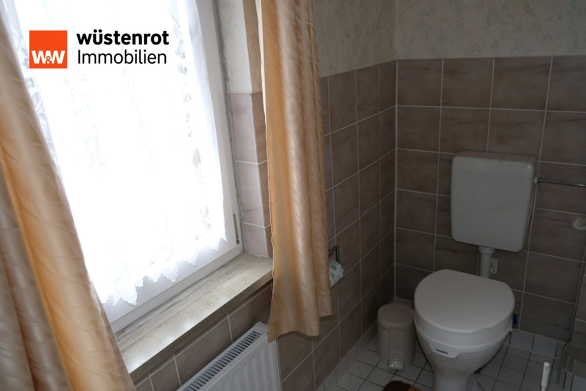 Immobilienangebot - Mülsen / Mülsen Sankt Niclas - Alle - Charmantes Einfamilienhaus mit Nebengebäude im Herzen von Sankt Niclas