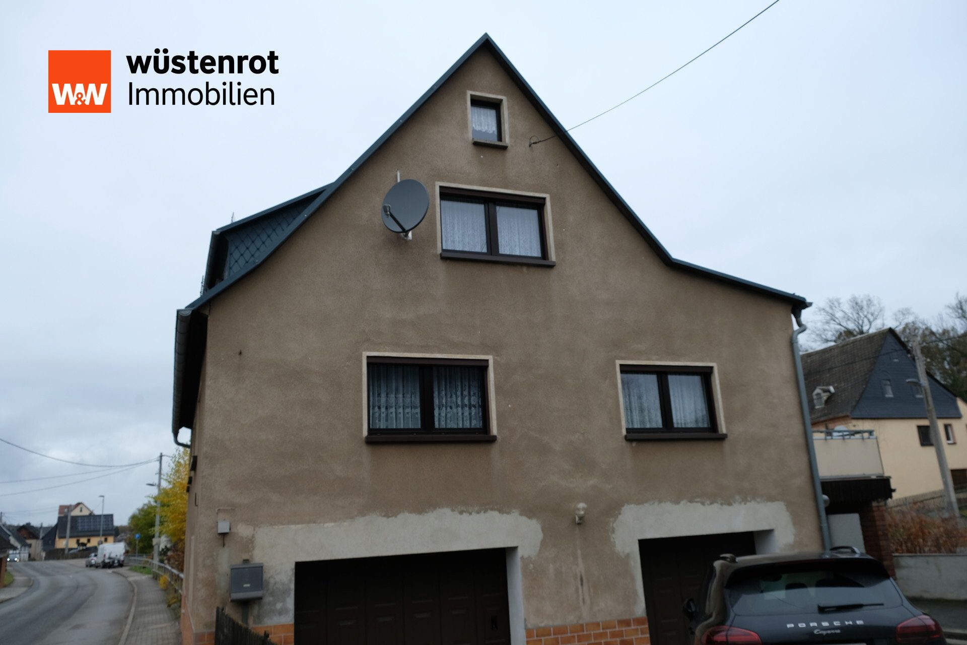 Immobilienangebot - Mülsen / Mülsen Sankt Niclas - Alle - Charmantes Einfamilienhaus mit Nebengebäude im Herzen von Sankt Niclas