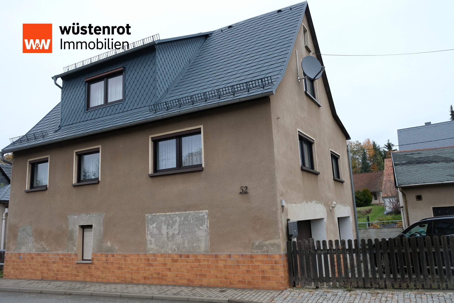 Immobilienangebot - Mülsen / Mülsen Sankt Niclas - Alle - Charmantes Einfamilienhaus mit Nebengebäude im Herzen von Sankt Niclas