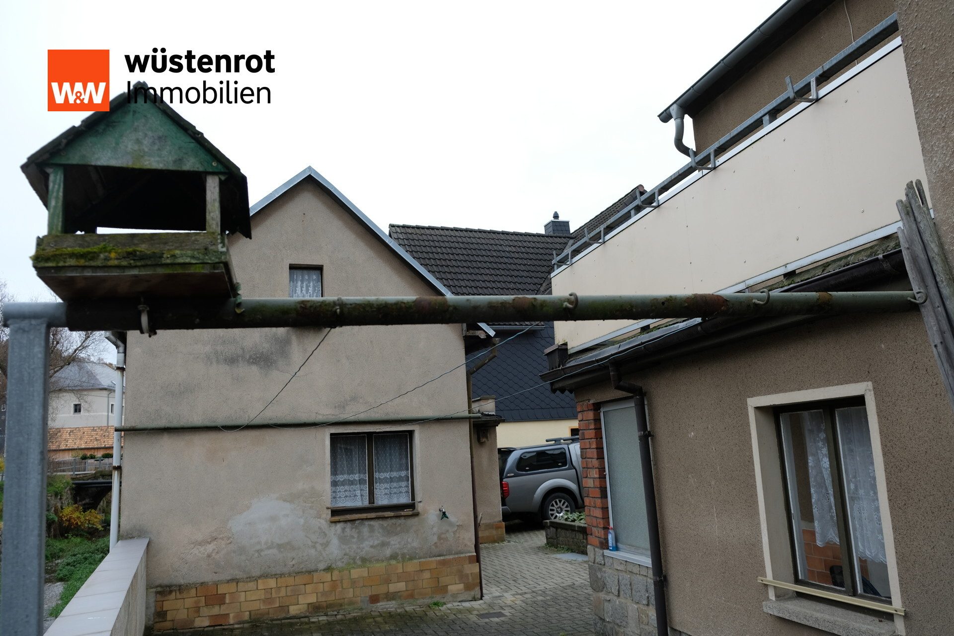 Immobilienangebot - Mülsen / Mülsen Sankt Niclas - Alle - Charmantes Einfamilienhaus mit Nebengebäude im Herzen von Sankt Niclas