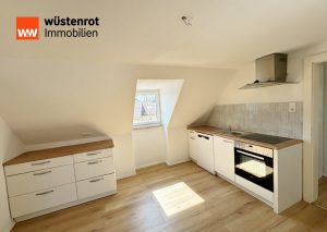 Immobilienangebot - Waltenhofen / Hegge - Alle - Kapitalanlage: 4 - Zimmer - Dachgeschosswohnung mit eigenem Kfz-Stellplatz und Rendite von 5,8 %