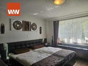 Immobilienangebot - Gosheim - Alle - Kapitalanleger aufgepasst!
Genial geschnittene und wundervoll modernisierte Dreizimmerwohnung.