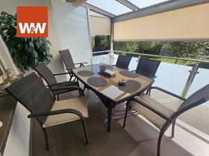 Immobilienangebot - Gosheim - Alle - Kapitalanleger aufgepasst!
Genial geschnittene und wundervoll modernisierte Dreizimmerwohnung.