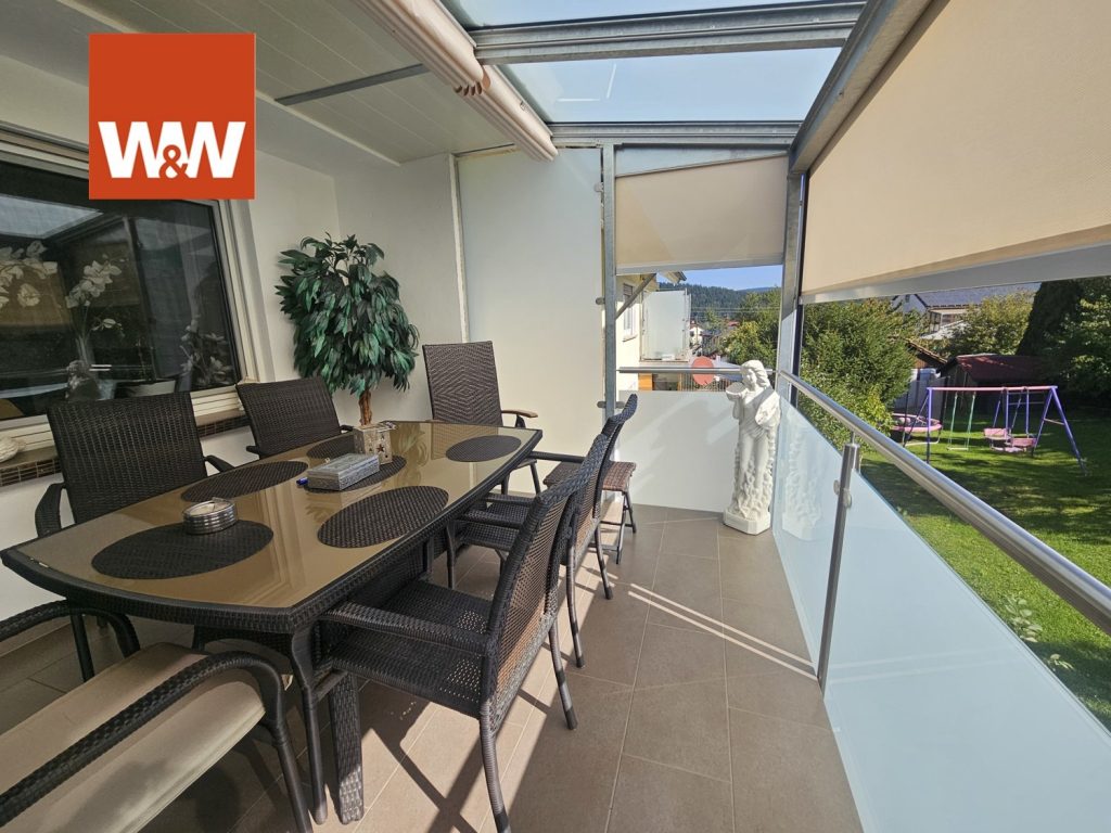 Immobilienangebot - Gosheim - Alle - Kapitalanleger aufgepasst!
Genial geschnittene und wundervoll modernisierte Dreizimmerwohnung.