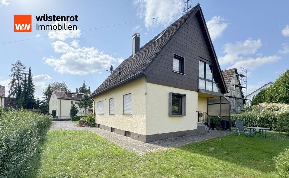 Immobilienangebot - Durlangen - Alle - Ihr neues Zuhause mit vielen Möglichkeiten - Zweifamilienhaus mit Doppelgarage in Durlangen