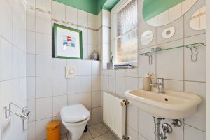 Immobilienangebot - Langenfeld - Alle - Reserviert: Mit 3D und Video: Ihr neues Familienparadies in Langenfeld: Stilvolles Einfamilienhaus mit Wellnessoase & Garten