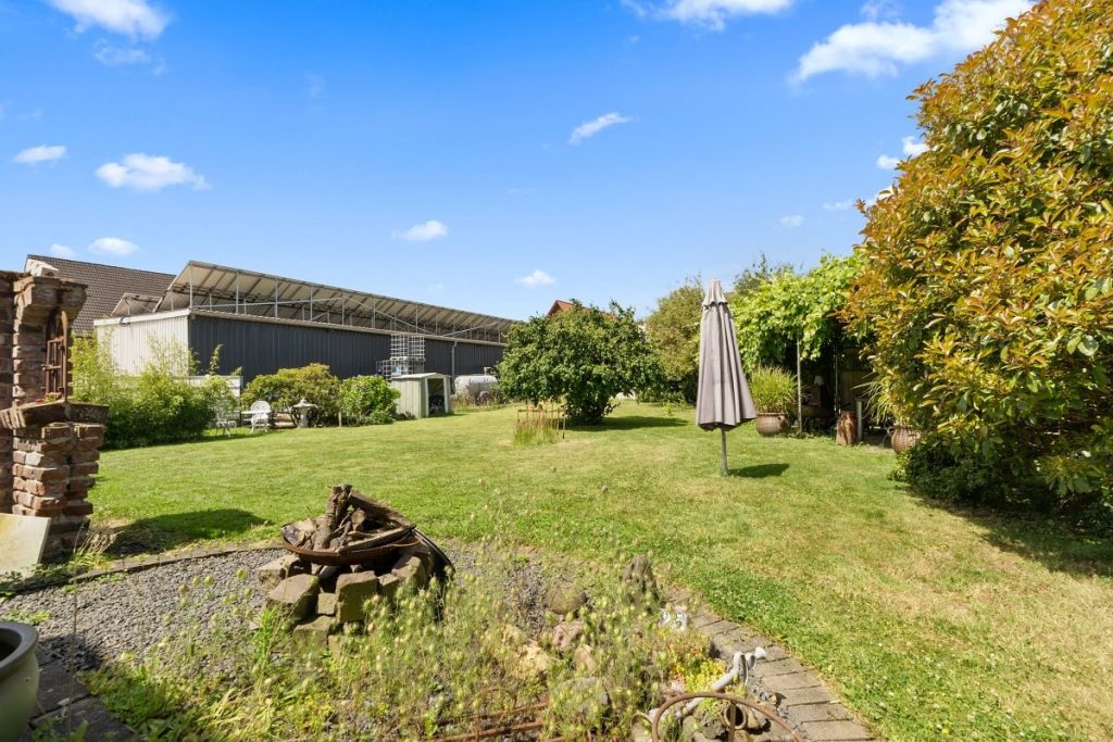 Immobilienangebot - Langenfeld - Alle - Reserviert: Mit 3D und Video: Ihr neues Familienparadies in Langenfeld: Stilvolles Einfamilienhaus mit Wellnessoase & Garten