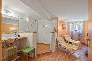 Immobilienangebot - Langenfeld - Alle - Reserviert: Mit 3D und Video: Ihr neues Familienparadies in Langenfeld: Stilvolles Einfamilienhaus mit Wellnessoase & Garten