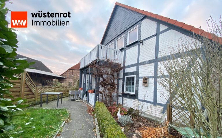 Immobilienangebot - Lehre OT Essenrode - Alle - Schön anzusehen ist dieses große Fachwerkhaus mit großem Nebengebäude, in dem 1-4 Fam. wohnen können