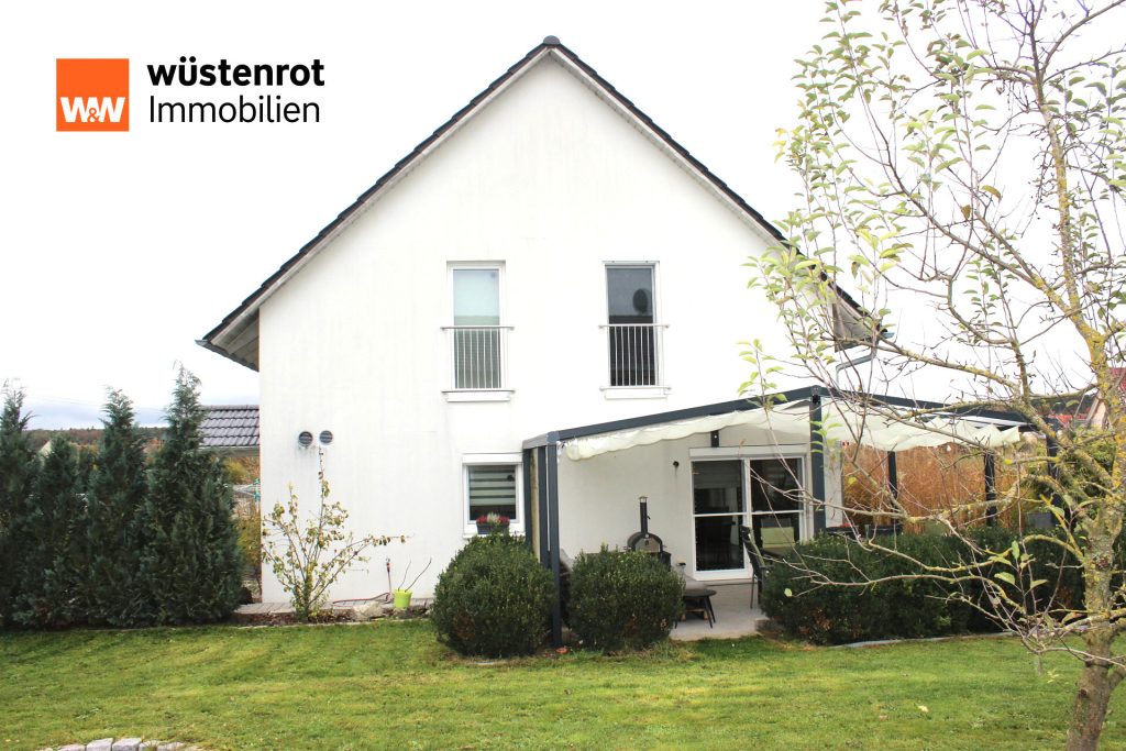 Immobilienangebot - Cadolzburg - Alle - Einfamilienhaus in Cadolzburg-Deberndorf
ein echtes Familienvergnügen mit bester Energetik