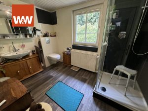 Immobilienangebot - Solingen / Gräfrath - Alle - Einzigartiges Zweifamilienhaus im Landschaftsschutzgebiet von Solingen Gräfrath mit Stall und Weideflächen