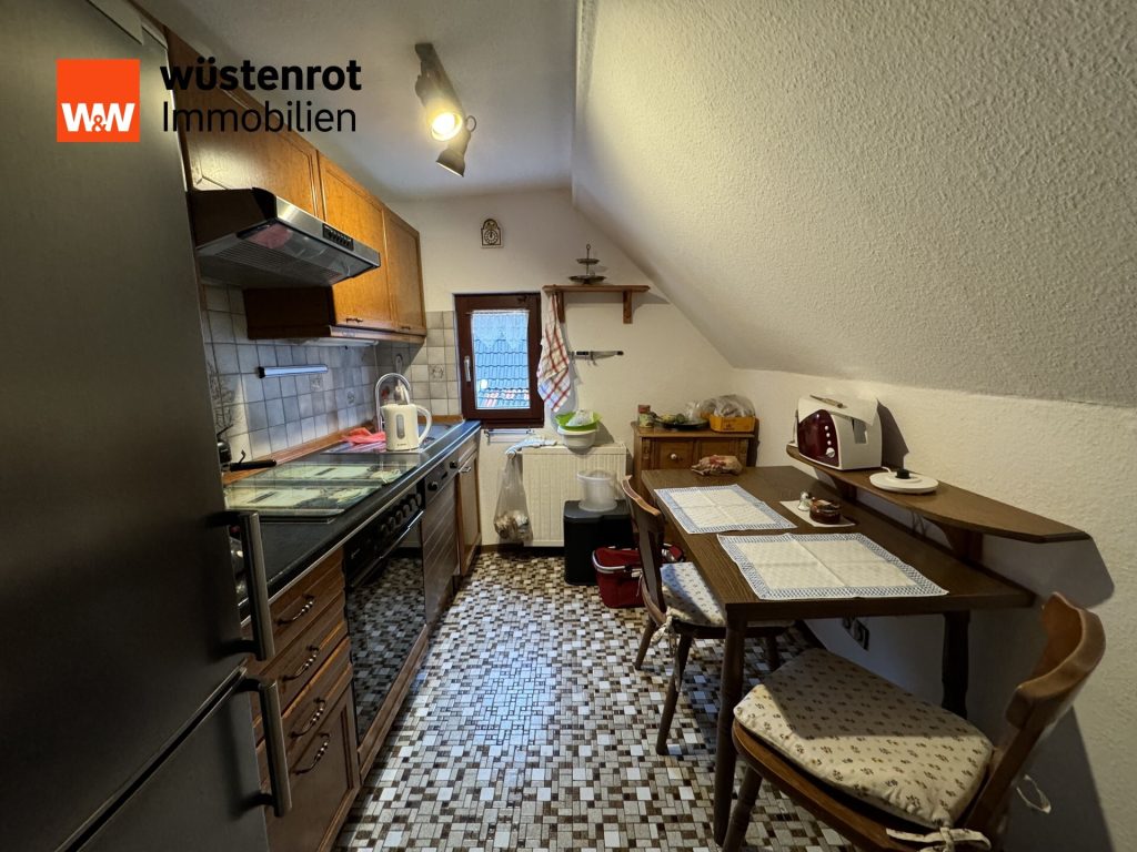 Immobilienangebot - Solingen / Gräfrath - Alle - Einzigartiges Zweifamilienhaus im Landschaftsschutzgebiet von Solingen Gräfrath mit Stall und Weideflächen