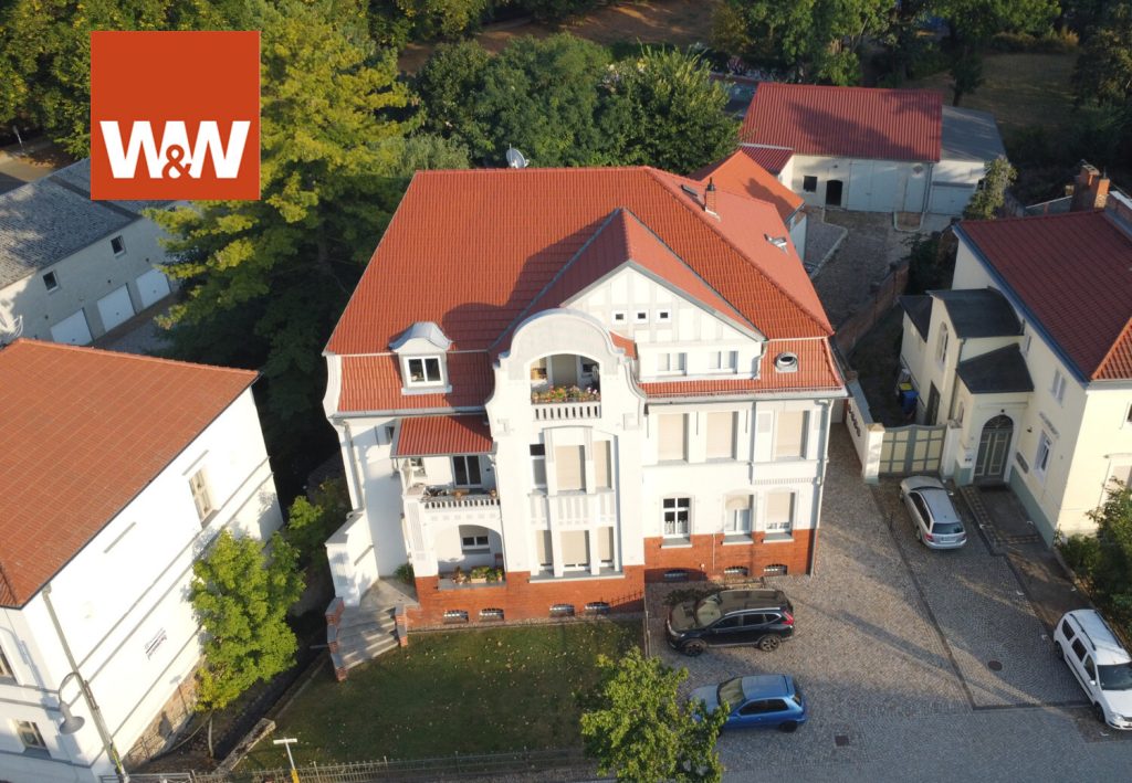 Immobilienangebot - Treuenbrietzen - Alle - Mehrfamilienhaus mit weiterem Potenzial ohne Investitionsstau in guter Lage zu verkaufen.