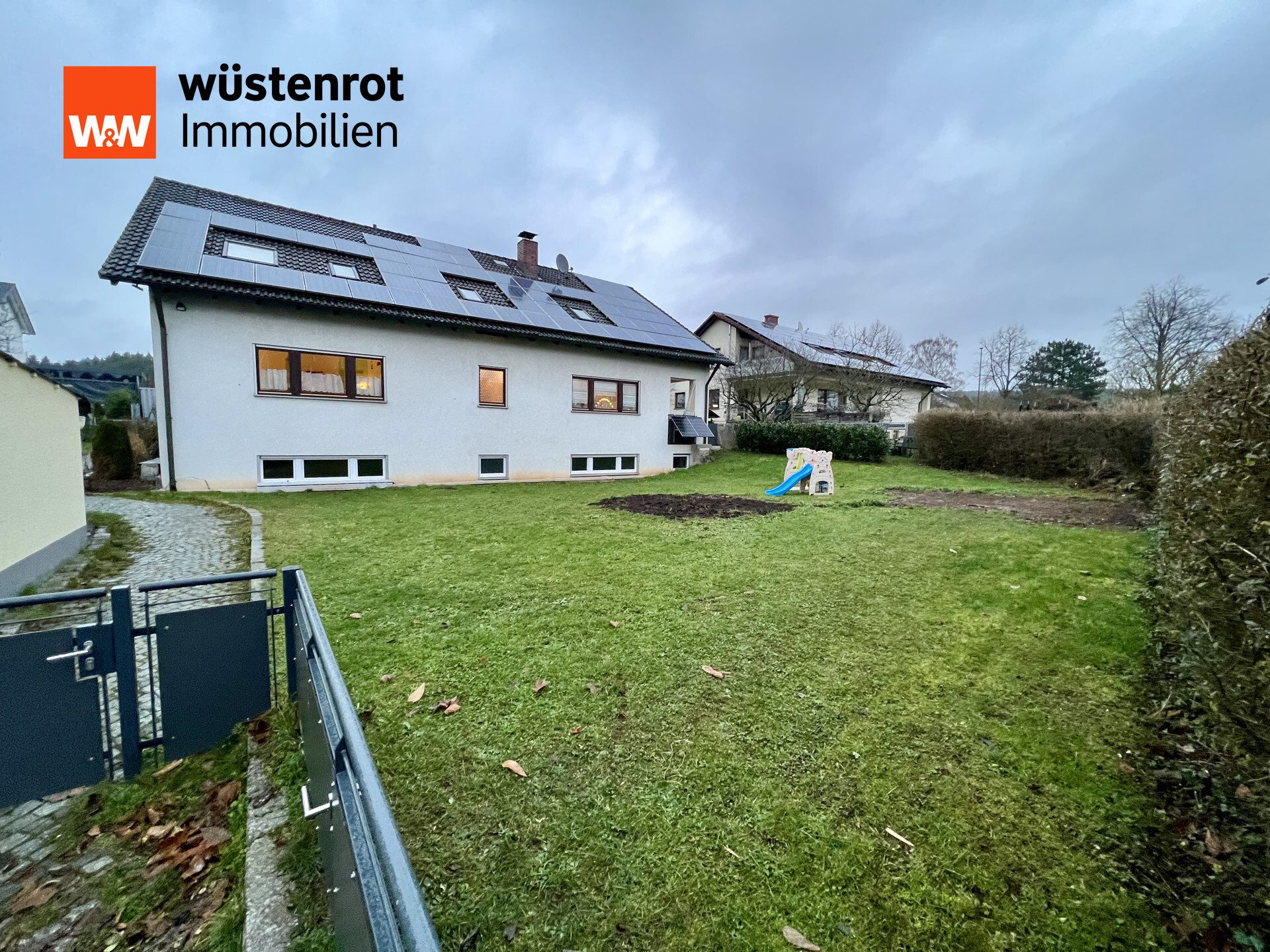 Immobilienangebot - Gundelsheim - Alle - Großzügige 4-Zimmer-Wohnung in Gundelsheim