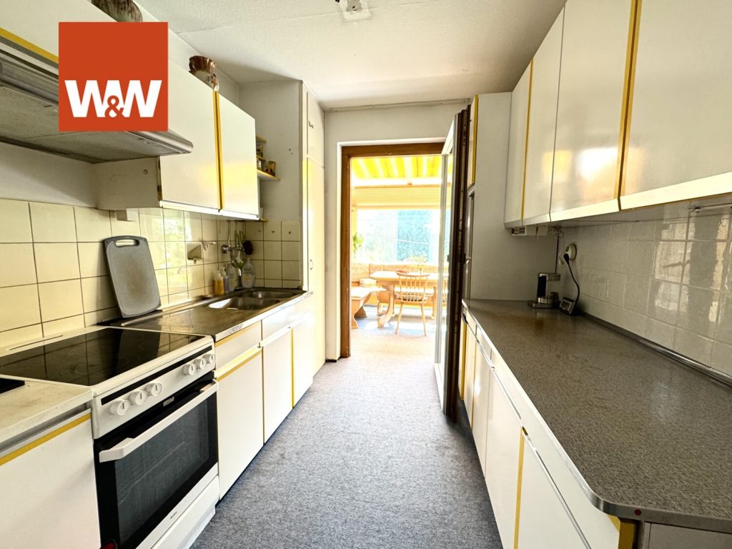Immobilienangebot - Friedrichshafen - Alle - Sonnige Doppelhaushälfte mit großem Garten, eigener Grund - kein Erbbaurecht!