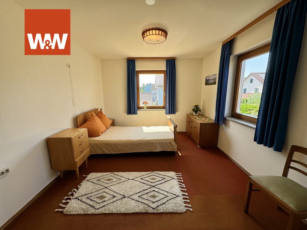 Immobilienangebot - Friedrichshafen - Alle - Sonnige Doppelhaushälfte mit großem Garten, eigener Grund - kein Erbbaurecht!
