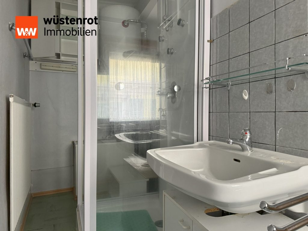 Immobilienangebot - Bad Urach - Alle - Jetzt den Wunsch vom eigenen Haus realisieren