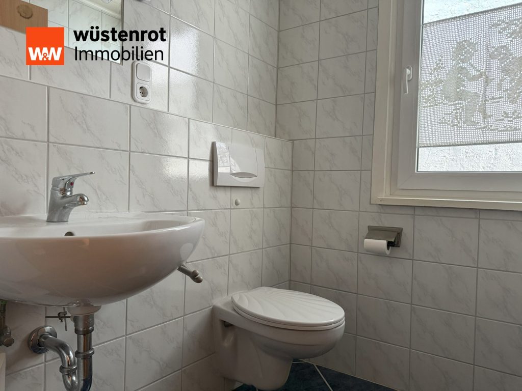 Immobilienangebot - Bad Urach - Alle - Jetzt den Wunsch vom eigenen Haus realisieren