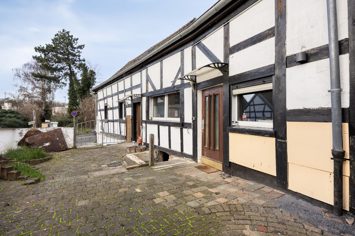 Immobilienangebot - Kerpen - Alle - Reserviert: Mit 3D: Historisches Fachwerkhaus nahe der Horremer Innenstadt in ruhiger Lage mit Einliegerwohnung