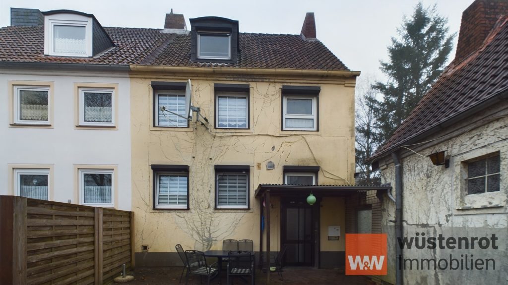 Immobilienangebot - Glückstadt - Alle - Familienfreundliche DHH: Perfekte Lage