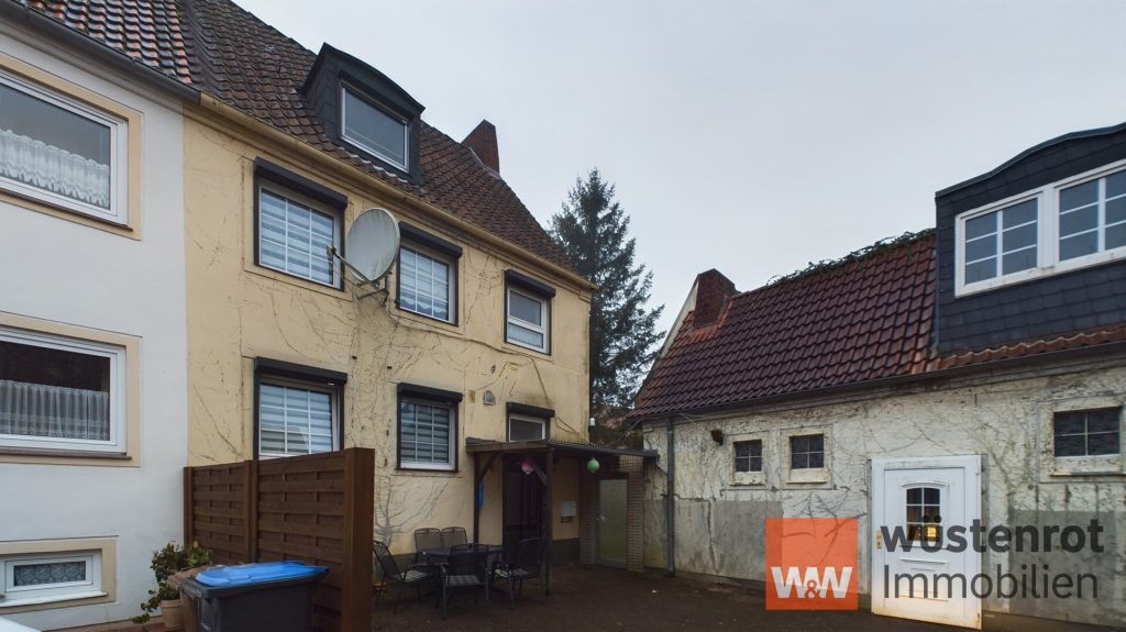 Immobilienangebot - Glückstadt - Alle - Familienfreundliche DHH: Perfekte Lage