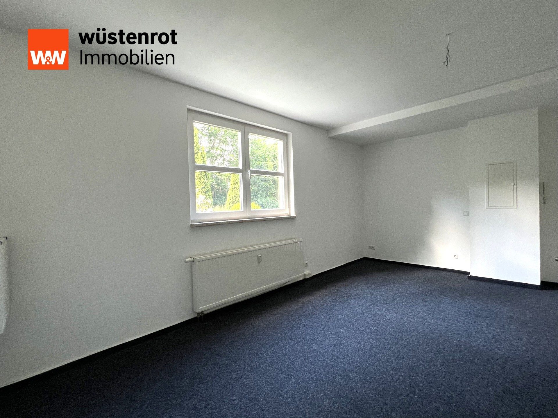 Immobilienangebot - Mittweida - Alle - Attraktive Büro-/ Ladenfläche mit großer Fensterfront in TOP Lage von Mittweida