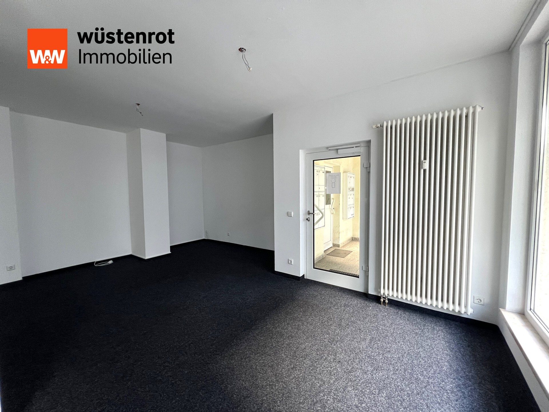 Immobilienangebot - Mittweida - Alle - Attraktive Büro-/ Ladenfläche mit großer Fensterfront in TOP Lage von Mittweida