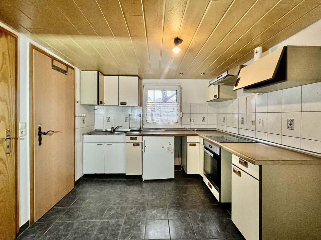 Immobilienangebot - Hohentengen - Alle - 2-Familienhaus mit Potenzial in zentraler Lage – Ideal für Kapitalanleger oder Handwerker