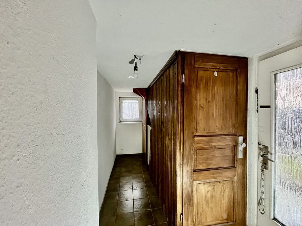 Immobilienangebot - Hohentengen - Alle - 2-Familienhaus mit Potenzial in zentraler Lage – Ideal für Kapitalanleger oder Handwerker