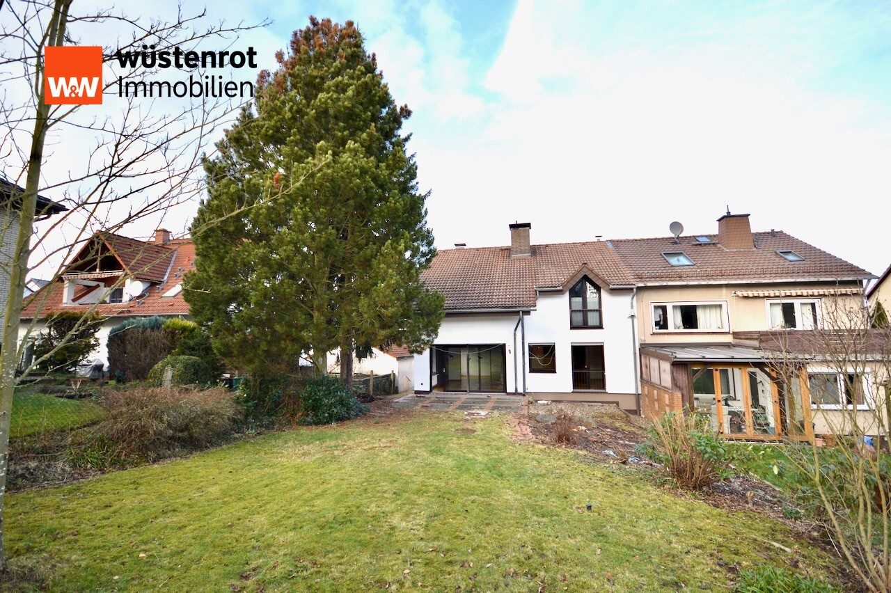 Immobilienangebot - Kassel / Oberzwehren - Alle - +++ Außergewöhnliche Architekten-DHH in ruhiger Wohnlage von Oberzwehren +++