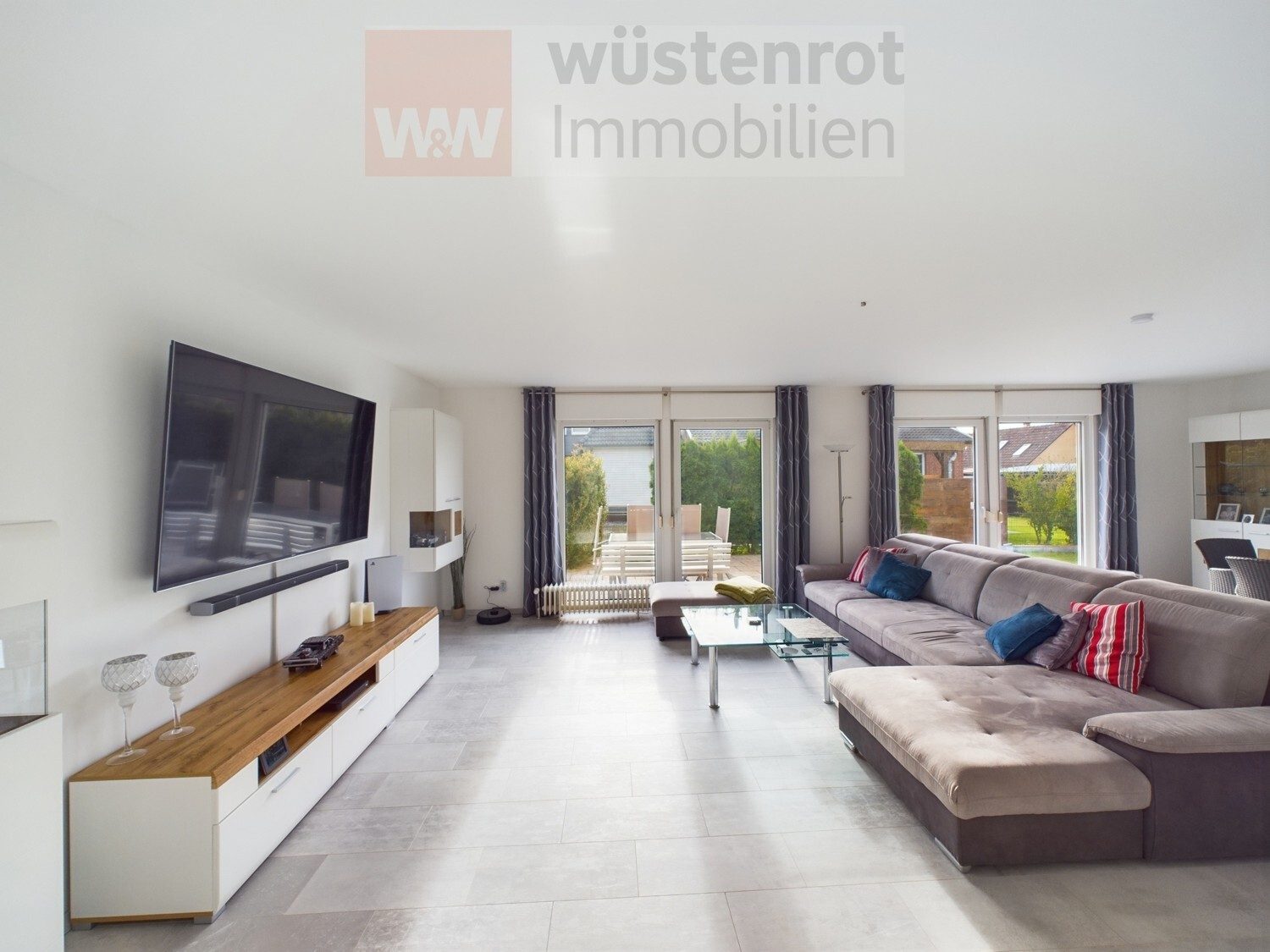 Immobilienangebot - Neustadt am Rübenberge / Helstorf - Alle - Familien(t)raum: EFH auf großem Grundstück – Flexibel, großzügig, bezugsfertig!