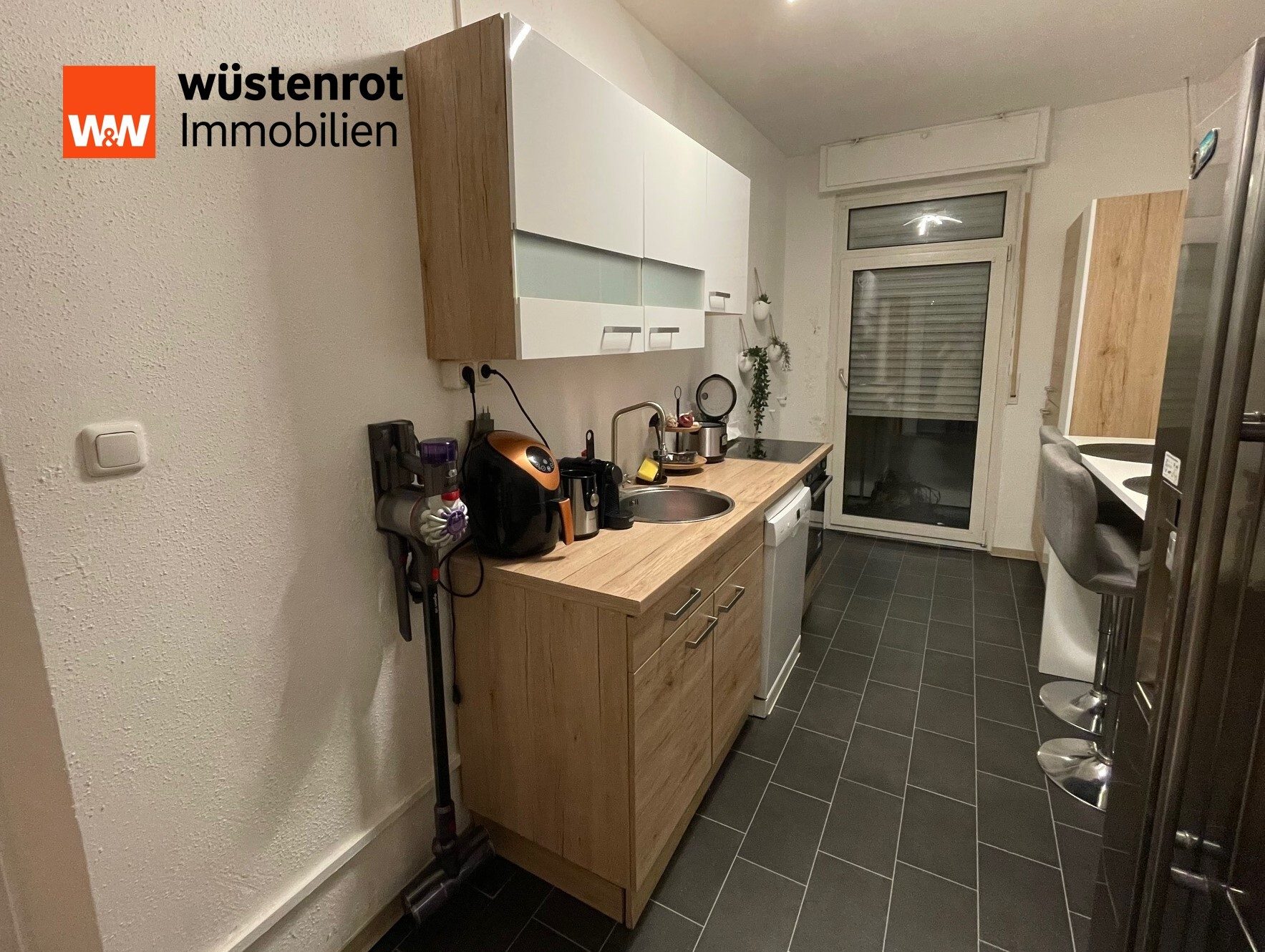 Immobilienangebot - Frankfurt am Main / Fechenheim - Alle - Investitionsperle in Frankfurt-Fechenheim: Vollvermietetes Mehrfamilienhaus mit 8 Einheiten