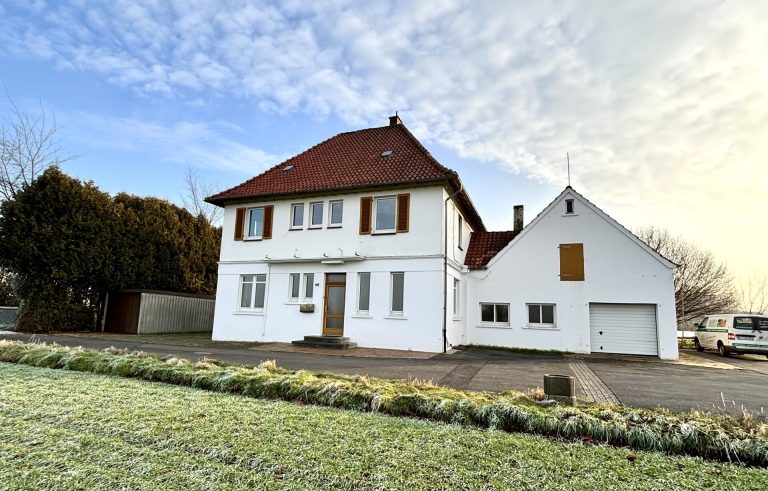 Immobilienangebot - Lübbecke - Alle - Rohdiamant wartet auf Sie ! Ein- oder Zweifamilienhaus mit tollem Grundstück und Lage