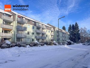 Immobilienangebot - Altenau - Alle - Schickes Dachgeschoß mit 57m² Südseite Balkon und Keller