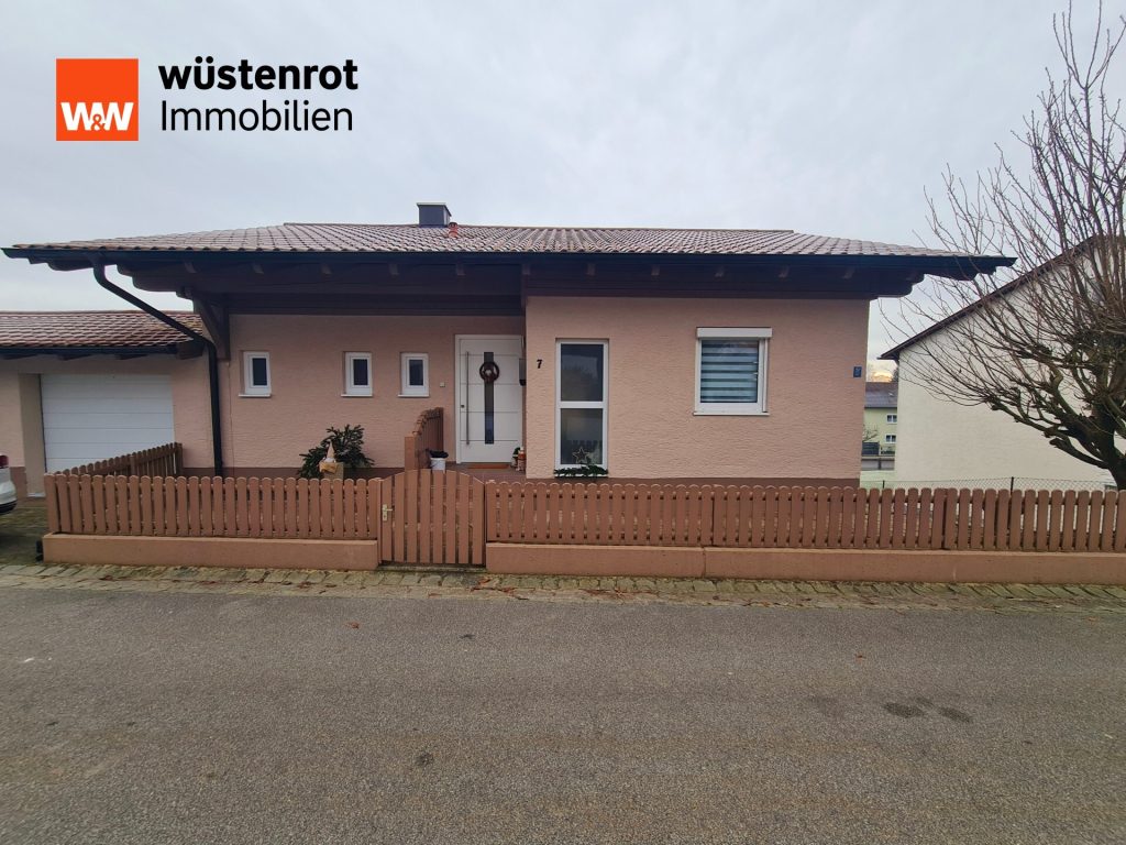 Immobilienangebot - Ruhstorf an der Rott - Alle - Modernisierter Familientraum in Ruhstorf an der Rott - hier lässt es sich toll leben !