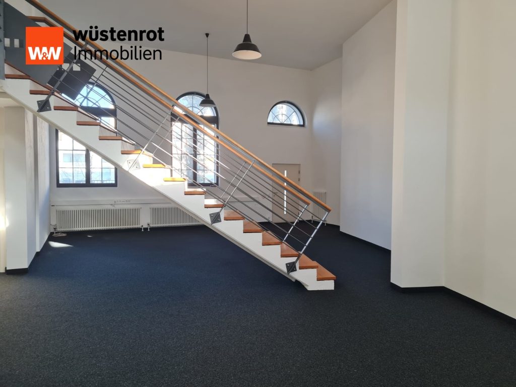 Immobilienangebot - Grafenau - Alle - Mega „LOFT“ in der Säumerstadt Grafenau.
- Eine ganz besondere Immobilie